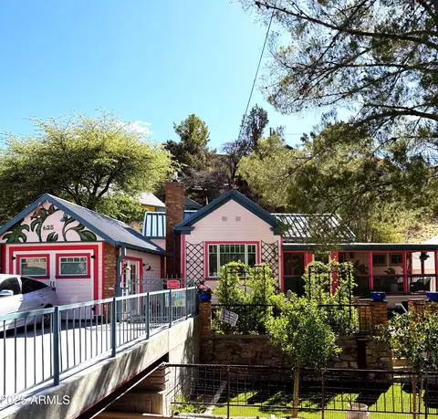 625 Tombstone Cyn, Bisbee, AZ 85603
