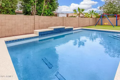 Exterior - 1876 E Azalea Ct, Gilbert, AZ 85298 photo 5 of 11