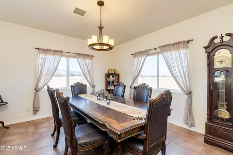 9141 E Sunshine Ln, Hereford, AZ 85615 photo 19