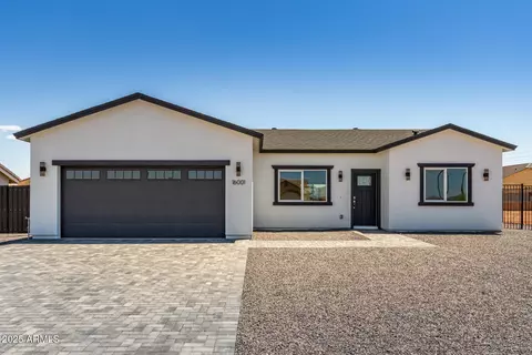 16001 S Animas Rd, Arizona City, AZ 85123
