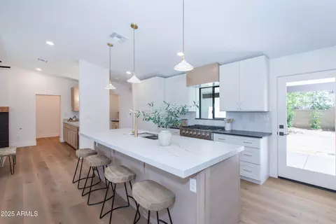 Kitchen - 214 W Ruth Ave, Phoenix, AZ 85021 photo 5 of 5