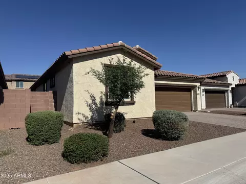 7046 N 84th Dr, Glendale, AZ 85305