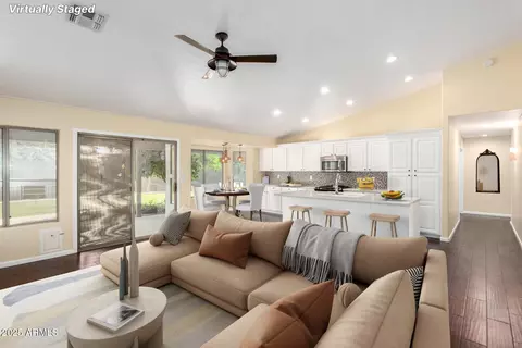 4335 Enrose St, Mesa, AZ 85205 photo 4