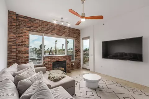 2302 N Central Ave #206, Phoenix, AZ 85004