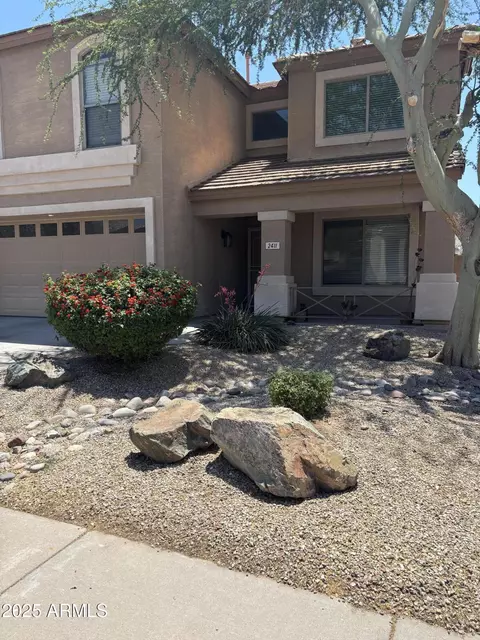 2411 W Lucia Dr, Phoenix, AZ 85085
