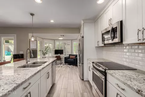 Kitchen - 4316 E Janice Way, Phoenix, AZ 85032 photo 2 of 4