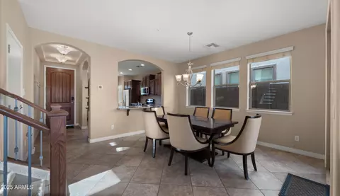 Dining - 3277 E Meadowview Dr, Gilbert, AZ 85298 photo 2 of 2