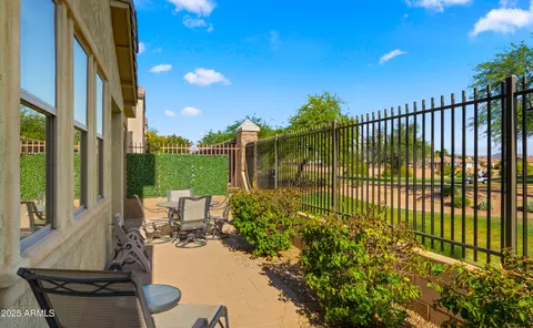 Exterior - 3277 E Meadowview Dr, Gilbert, AZ 85298 photo 7 of 10