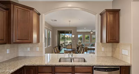 Kitchen - 3277 E Meadowview Dr, Gilbert, AZ 85298 photo 1 of 2