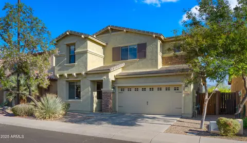 Exterior - 3277 E Meadowview Dr, Gilbert, AZ 85298 photo 8 of 10