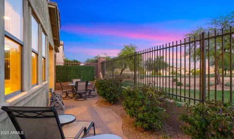 Exterior - 3277 E Meadowview Dr, Gilbert, AZ 85298 photo 4 of 10
