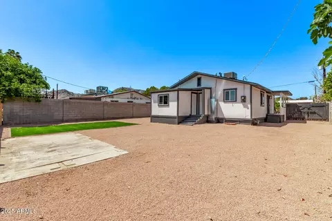Exterior - 1133 E Brown St, Phoenix, AZ 85020 photo 2 of 5