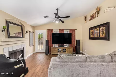 Living - 524 N Whiting --, Mesa, AZ 85213 photo 2 of 2