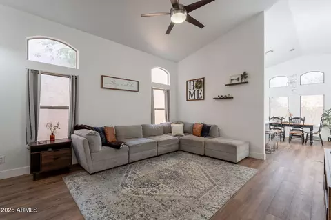 7227 E Kramer St, Mesa, AZ 85207 photo 3