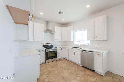 Kitchen - 9713 El Paso St, Mesa, AZ 85207 photo 2 of 2