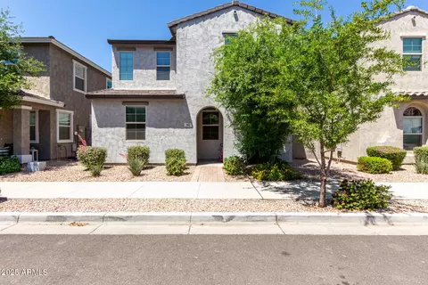 302 N 69th Pl, Mesa, AZ 85207