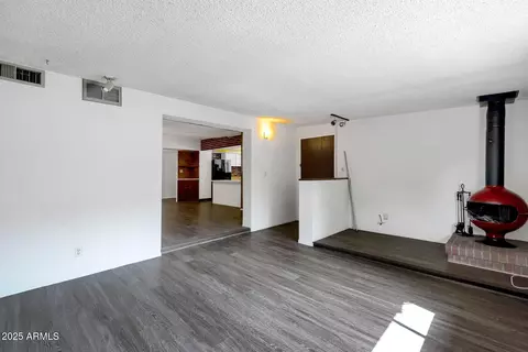 Living - 501 E Alameda Dr, Tempe, AZ 85282 photo 3 of 4