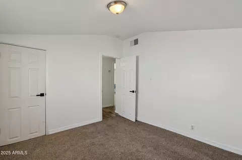 2118 E Oak St, Phoenix, AZ 85006 photo 29