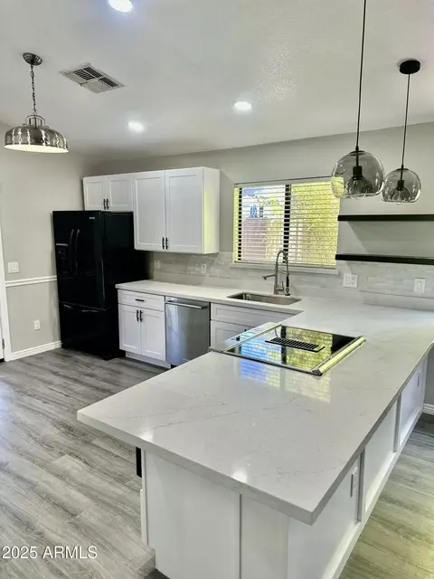 2138 E Williams Dr, Phoenix, AZ 85024