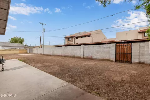 Exterior - 2022 E Mulberry Dr, Phoenix, AZ 85016 photo 7 of 7