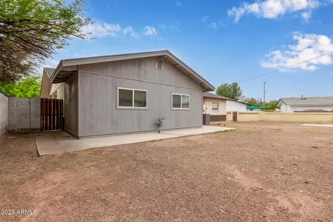 Exterior - 2022 E Mulberry Dr, Phoenix, AZ 85016 photo 6 of 7