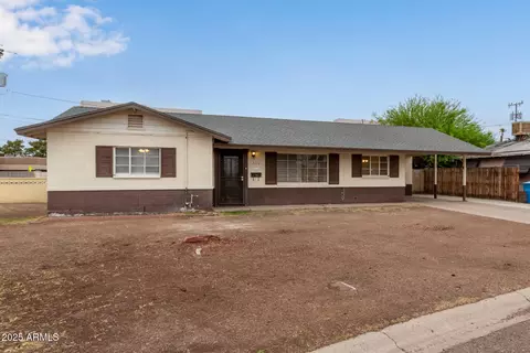 Exterior - 2022 E Mulberry Dr, Phoenix, AZ 85016 photo 2 of 7