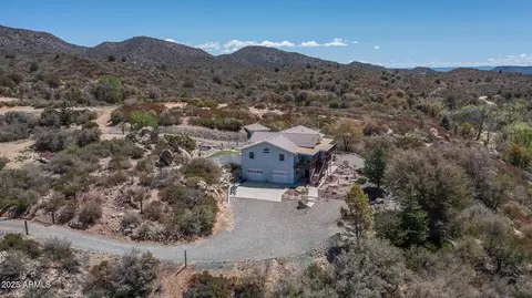 10570 W Cherry Creek Rd, Dewey, AZ 86327