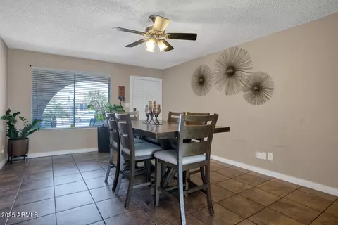 2727 W Libby St, Phoenix, AZ 85053 photo 3