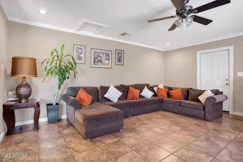 2727 W Libby St, Phoenix, AZ 85053 photo 5