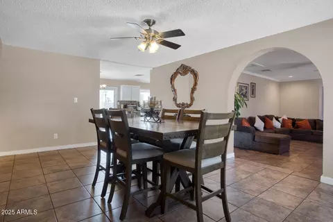 2727 W Libby St, Phoenix, AZ 85053 photo 4