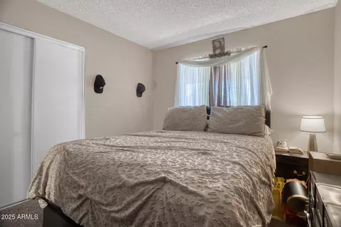 2727 W Libby St, Phoenix, AZ 85053 photo 9