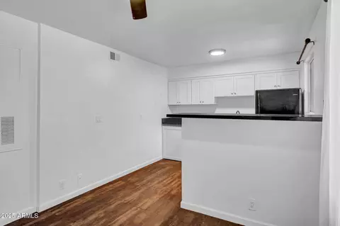 1942 W Berridge Ln, Phoenix, AZ 85015 photo 8