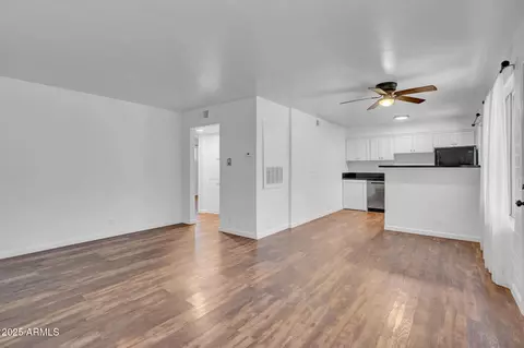 1942 W Berridge Ln, Phoenix, AZ 85015 photo 6