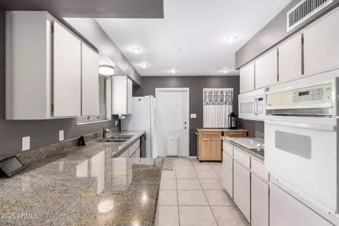 Kitchen - 5633 E Colby St, Mesa, AZ 85205 photo 1 of 3