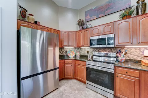 Kitchen - 2101 S Meridian Rd #250, Apache Junction, AZ 85120 photo 2 of 7