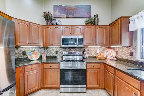 Kitchen - 2101 S Meridian Rd #250, Apache Junction, AZ 85120 photo 1 of 7