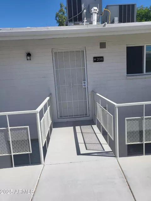 920 N 82nd St #H208, Scottsdale, AZ 85257