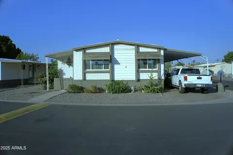 5747 W Missouri Ave #8, Glendale, AZ 85301