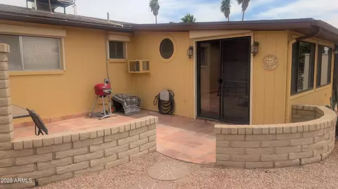 Exterior - 962 S Main Dr, Apache Junction, AZ 85120 photo 5 of 9