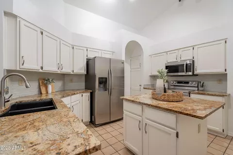 Kitchen - 3058 E Nance St, Mesa, AZ 85213 photo 2 of 5