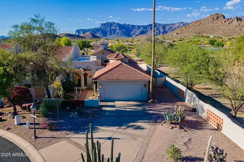 8950 E Greenview Dr, Gold Canyon, AZ 85118