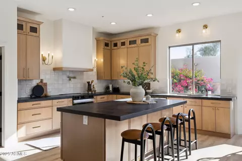 9322 E Hidden Green Dr, Scottsdale, AZ 85262