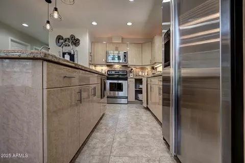 Kitchen - 5204 N Juniper Loop, Pine, AZ 85544 photo 2 of 4