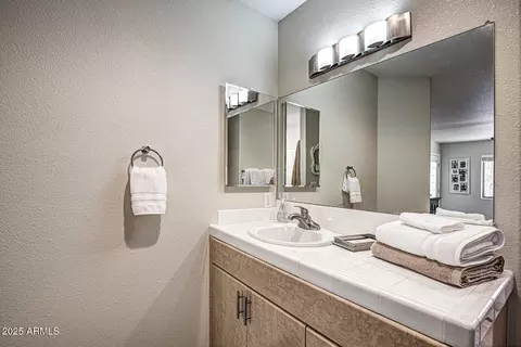 Bath - 5204 N Juniper Loop, Pine, AZ 85544 photo 3 of 8