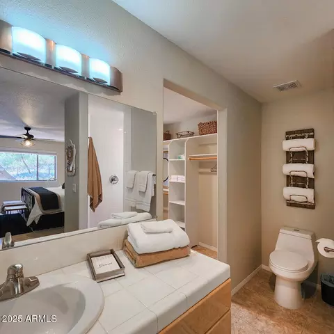 Bath - 5204 N Juniper Loop, Pine, AZ 85544 photo 2 of 8
