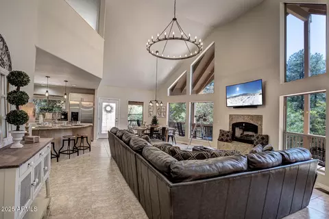 Living - 5204 N Juniper Loop, Pine, AZ 85544 photo 4 of 5