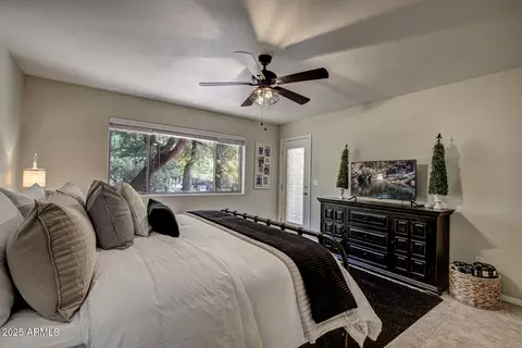 Bedroom - 5204 N Juniper Loop, Pine, AZ 85544 photo 3 of 6