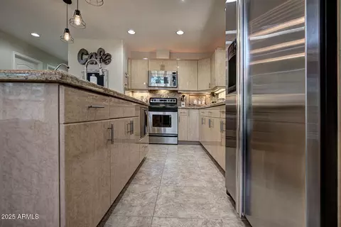 Kitchen - 5204 N Juniper Loop, Pine, AZ 85544 photo 3 of 4
