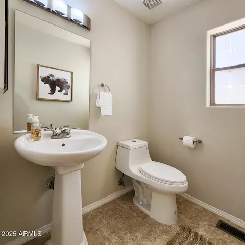 Bath - 5204 N Juniper Loop, Pine, AZ 85544 photo 1 of 8