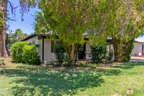Other - 3526 E Cheery Lynn Rd, Phoenix, AZ 85018 photo 3 of 12